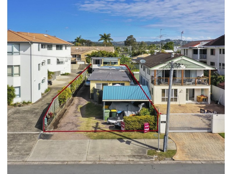 163 Bradman Avenue, Maroochydore QLD 4558