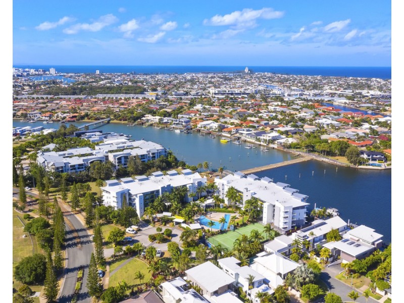 25 / 51 Grand Parade, Kawana Island QLD 4575
