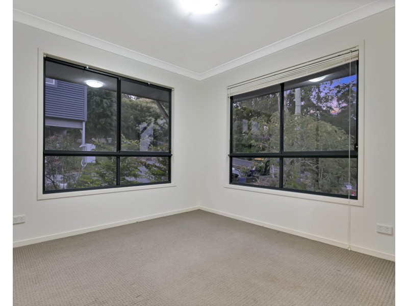 171 Guanaba Road, Tamborine Mountain QLD 4272