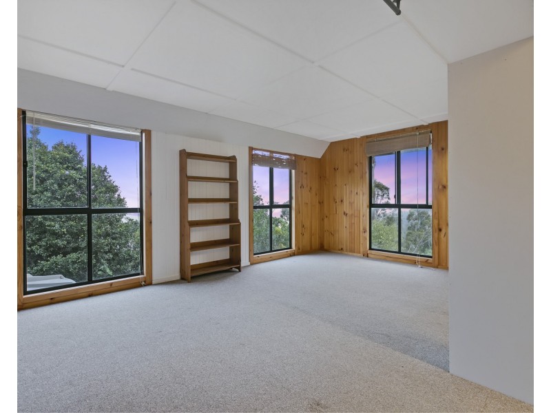 171 Guanaba Road, Tamborine Mountain QLD 4272