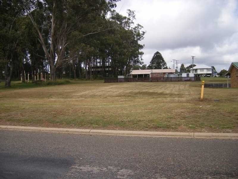 18 Park Drive, Yarraman QLD 4614