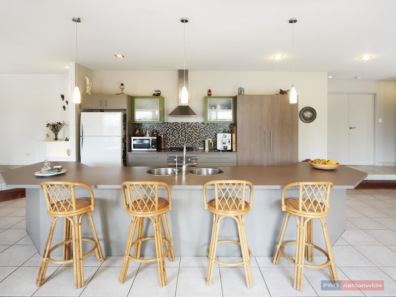 11 Chevallum Road, Palmwoods QLD 4555