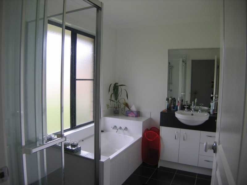 4 Oldham Court, Mooloolah Valley QLD 4553
