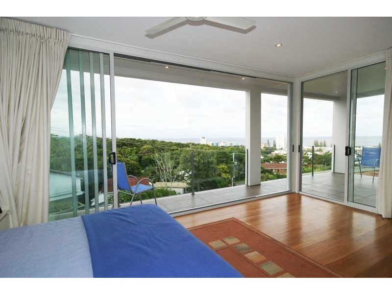 21 Tantula Road East, Alexandra Headland QLD 4572