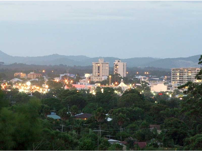 21 Tantula Road East, Alexandra Headland QLD 4572