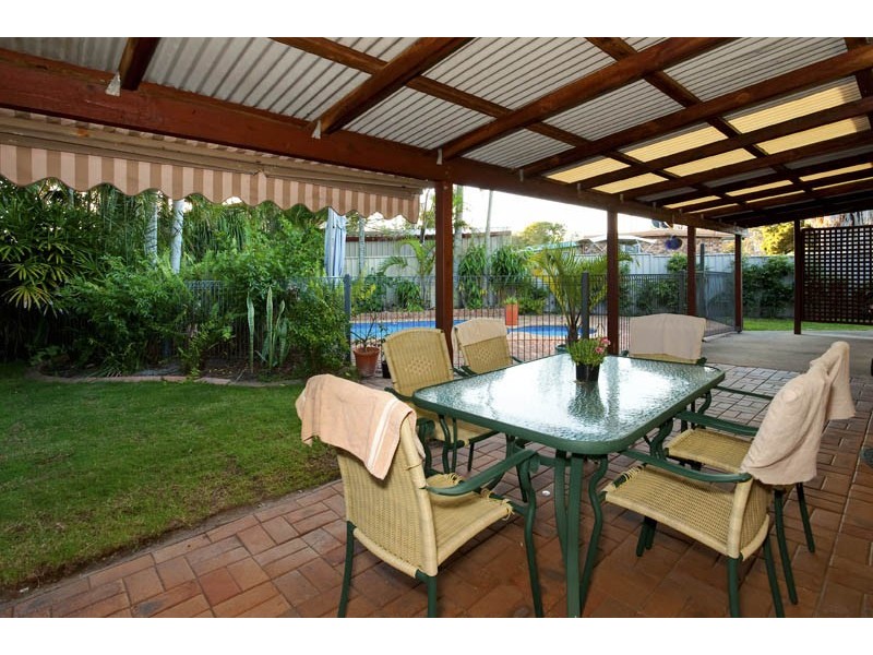 24 Currawan Street, Warana QLD 4575