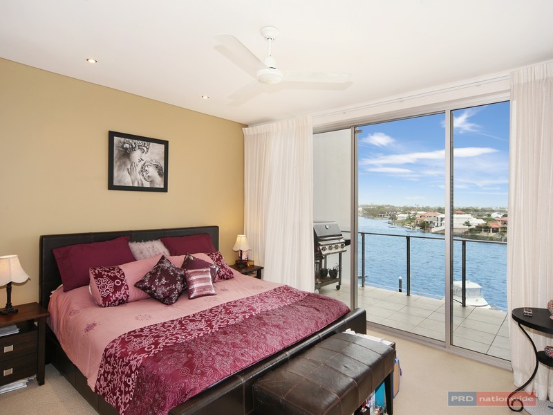 Unit 37/7 Grand Parade, Kawana Island QLD 4575