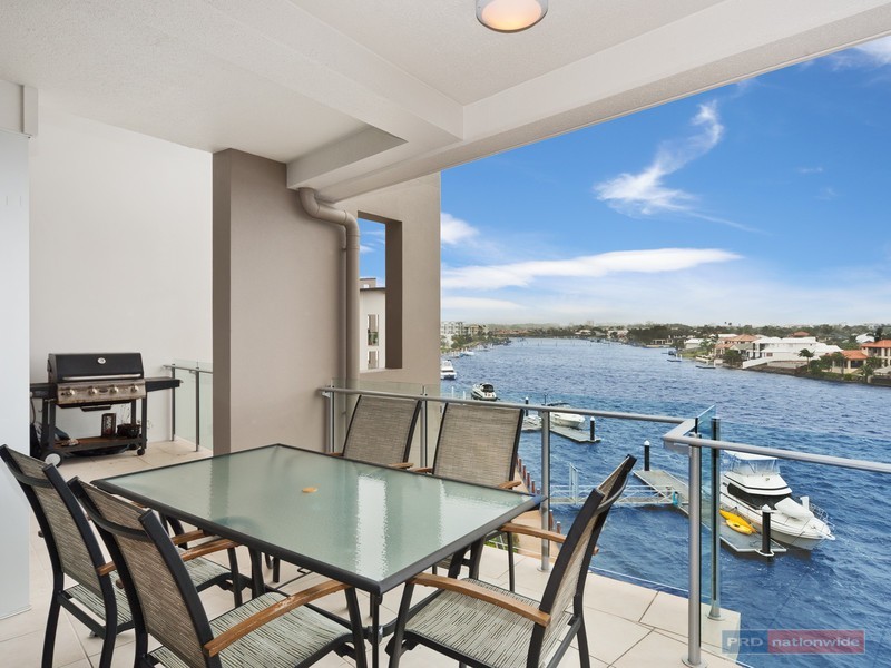 Unit 37/7 Grand Parade, Kawana Island QLD 4575