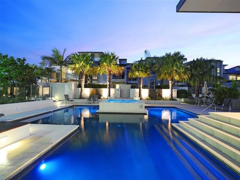 Unit 37/7 Grand Parade, Kawana Island QLD 4575