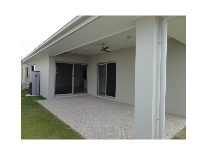 9 Pangali Circuit, Birtinya QLD 4575