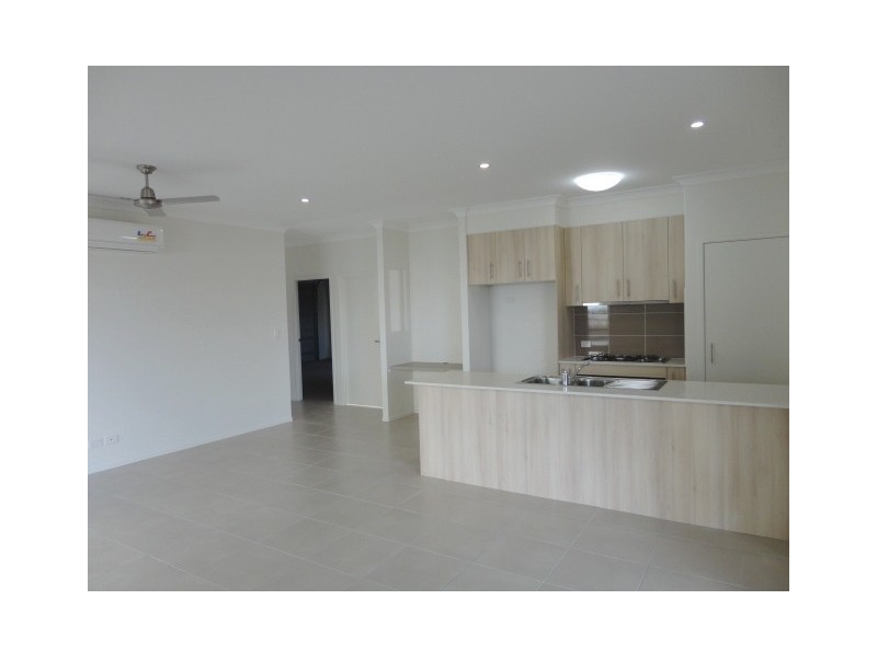 9 Pangali Circuit, Birtinya QLD 4575