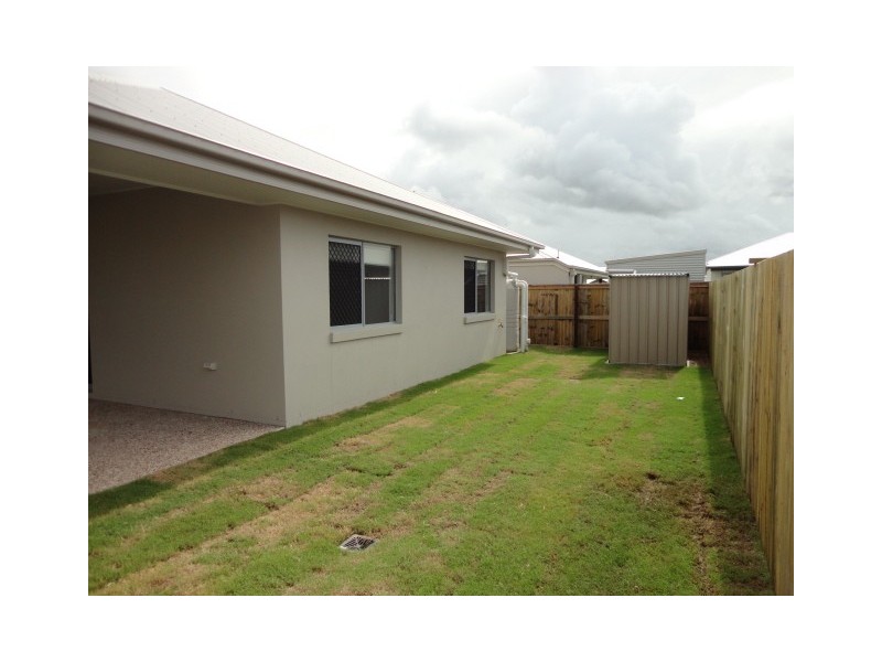 9 Pangali Circuit, Birtinya QLD 4575