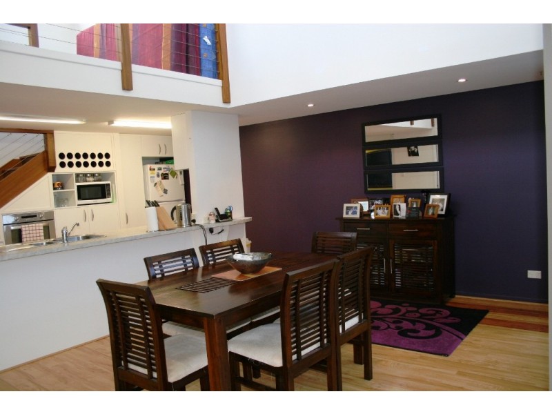 3 Barbuda Circuit, Kawana Island QLD 4575