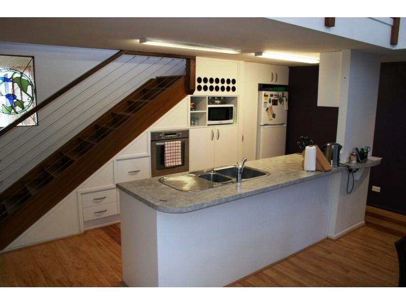 3 Barbuda Circuit, Kawana Island QLD 4575