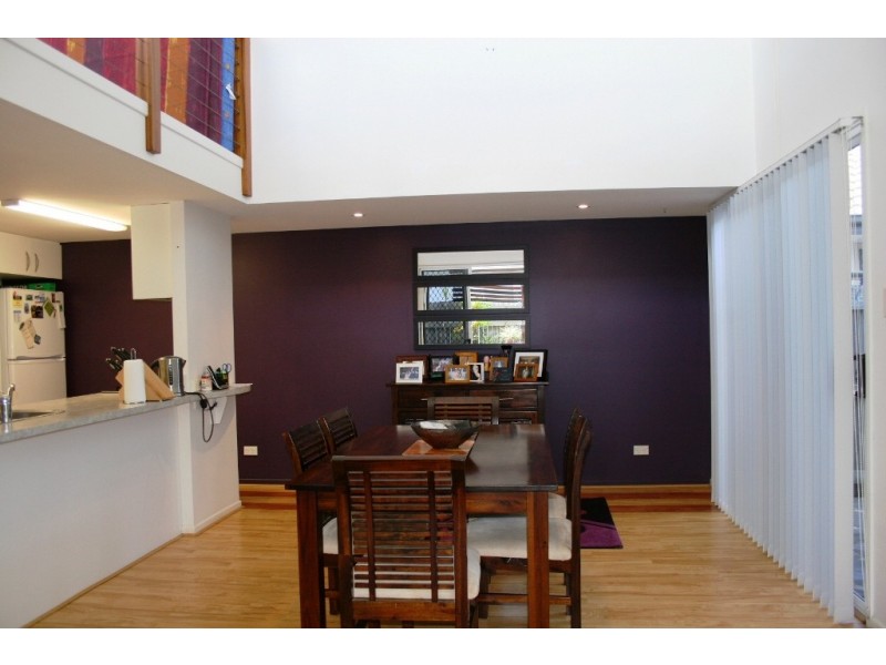 3 Barbuda Circuit, Kawana Island QLD 4575