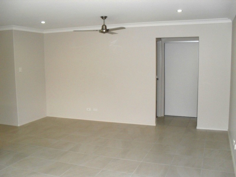1 Headland Drive, Birtinya QLD 4575