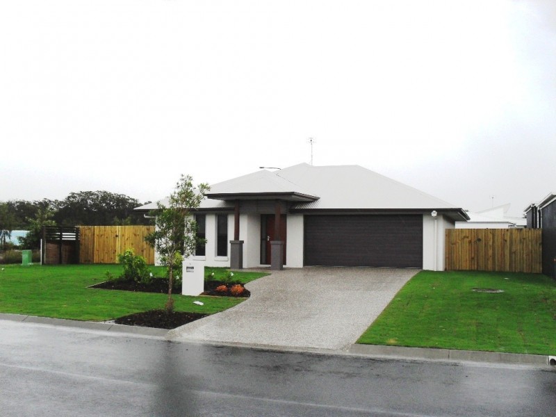 1 Headland Drive, Birtinya QLD 4575