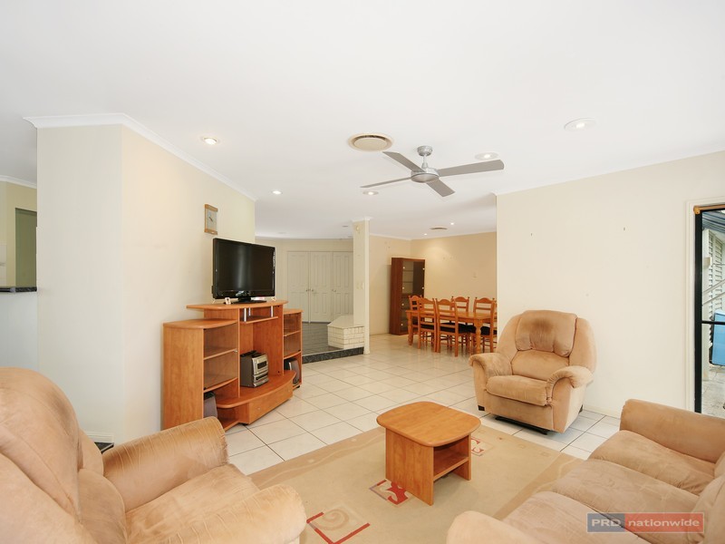32 Buderim Pines Drive, Buderim QLD 4556