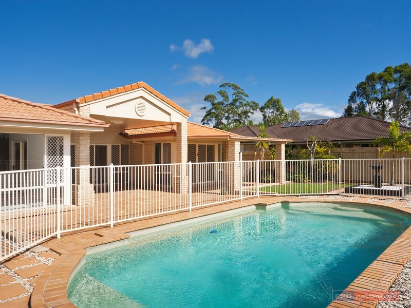 6 Bellflower Road, Sippy Downs QLD 4556