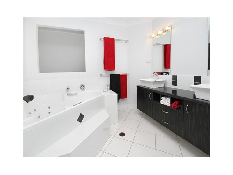 12 Lilley Court, Bli Bli QLD 4560