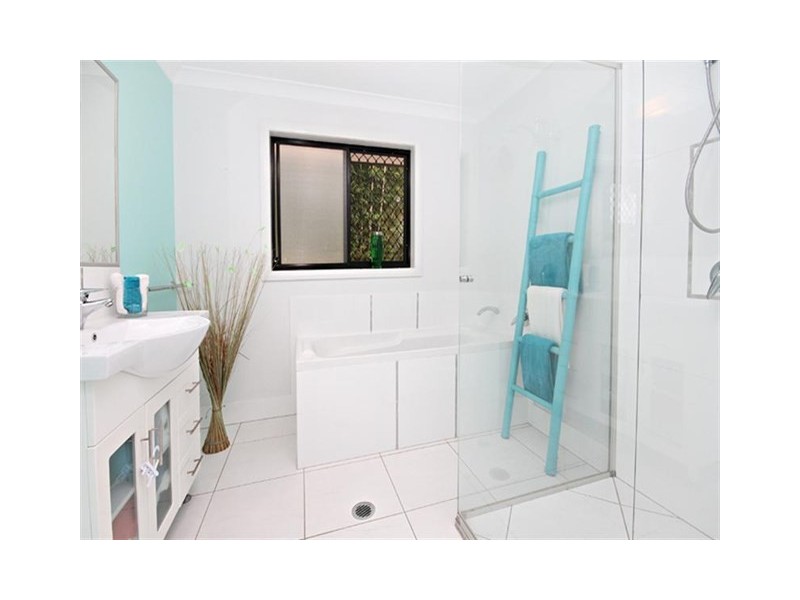 12 Lilley Court, Bli Bli QLD 4560
