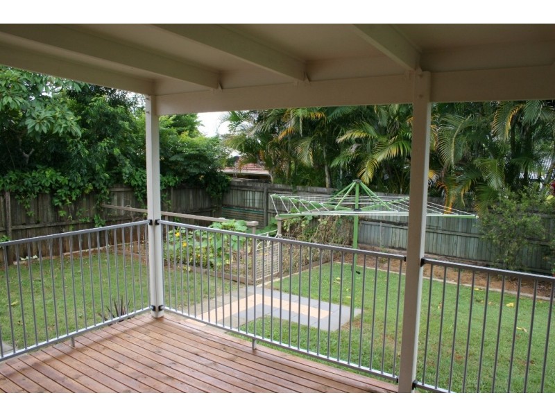 13 Bairnsdale Street West, Buderim QLD 4556