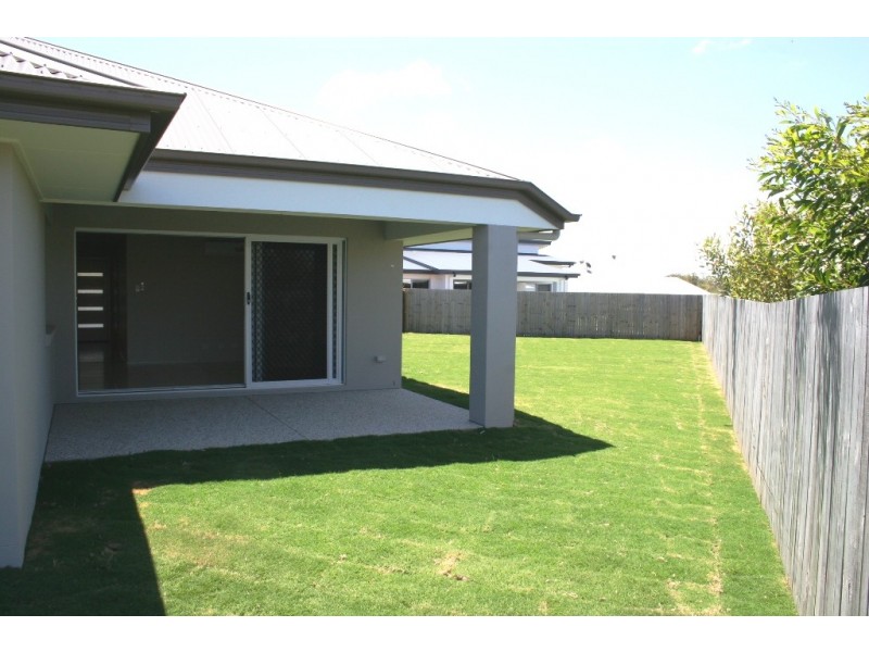14 Goldenbell Place, Peregian Springs QLD 4573