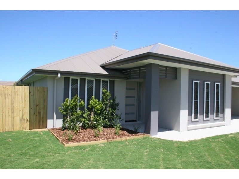 14 Goldenbell Place, Peregian Springs QLD 4573