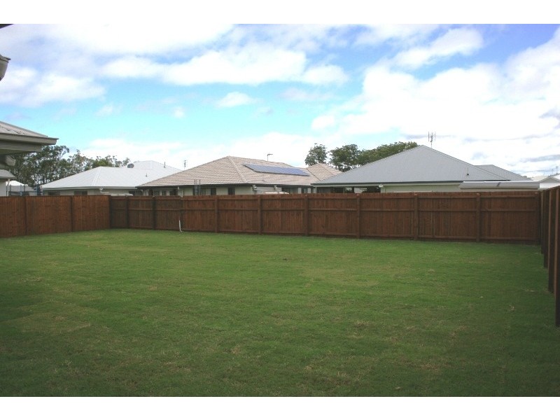 6 Penina Close, Peregian Springs QLD 4573