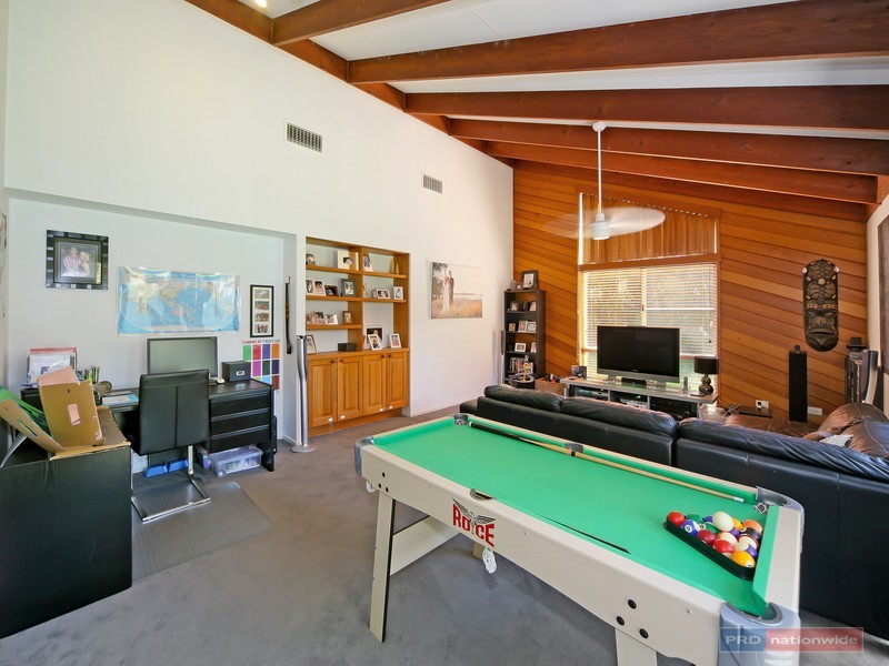 102 Karawatha Drive, Mountain Creek QLD 4557
