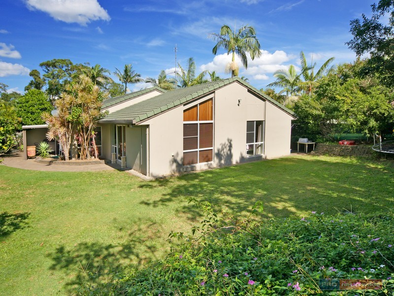 102 Karawatha Drive, Mountain Creek QLD 4557