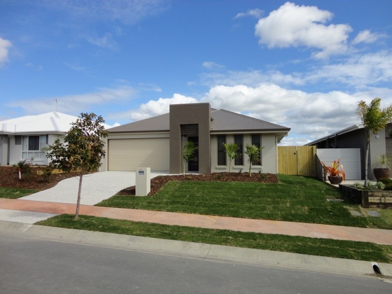 4 Beachwood Place, Peregian Springs QLD 4573