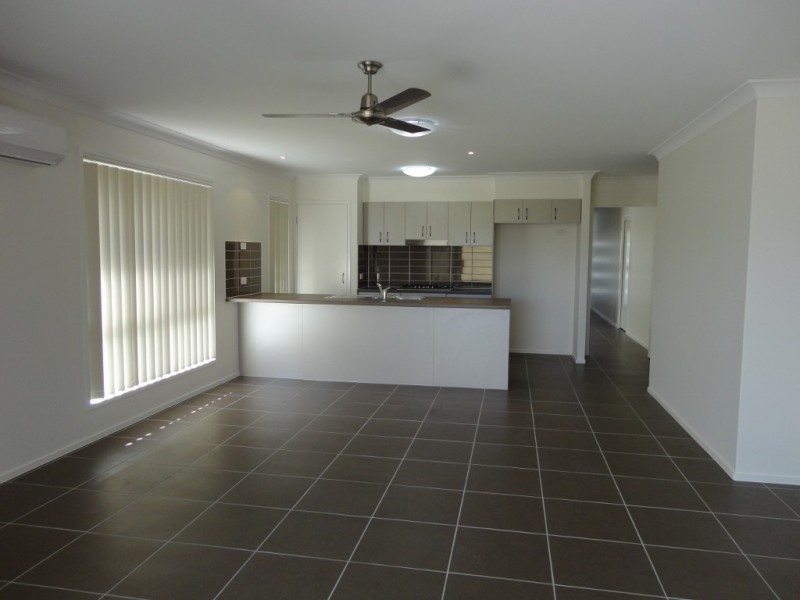 4 Beachwood Place, Peregian Springs QLD 4573