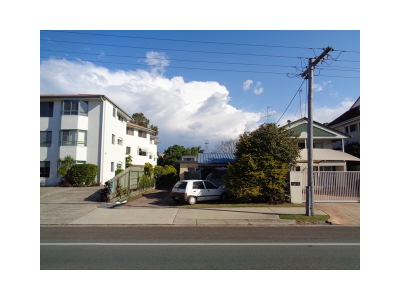 2/163 Bradman Ave, Maroochydore QLD 4558