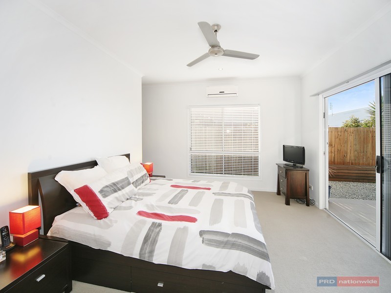 17 Ellis Place, Mountain Creek QLD 4557