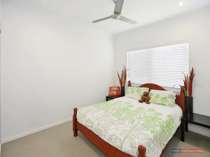 17 Ellis Place, Mountain Creek QLD 4557