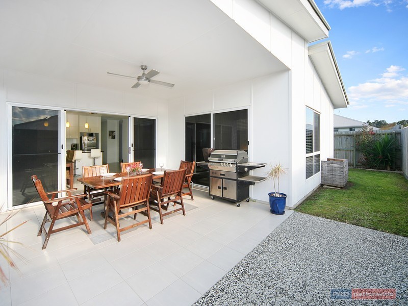 17 Ellis Place, Mountain Creek QLD 4557