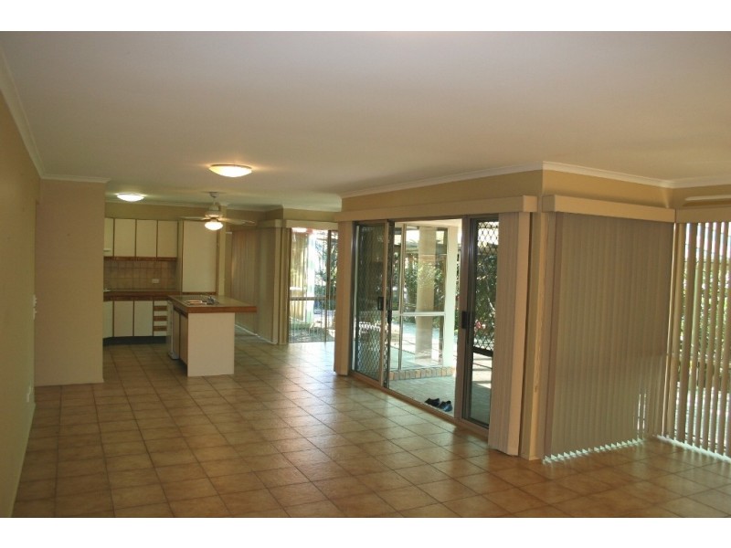 7 Eudlo Court, Kuluin QLD 4558