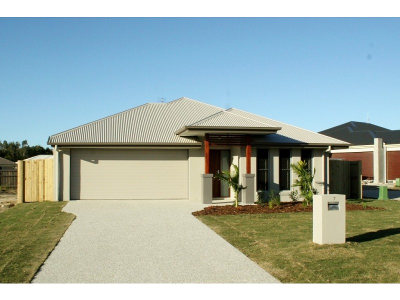 7 Beachwood Place, Peregian Springs QLD 4573