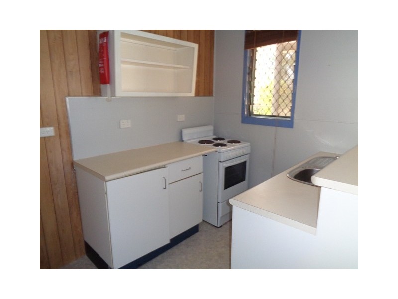 2/163 Bradman Ave, Maroochydore QLD 4558