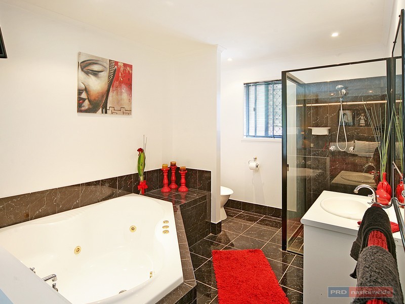 10 Buderim Glen Drive, Buderim QLD 4556