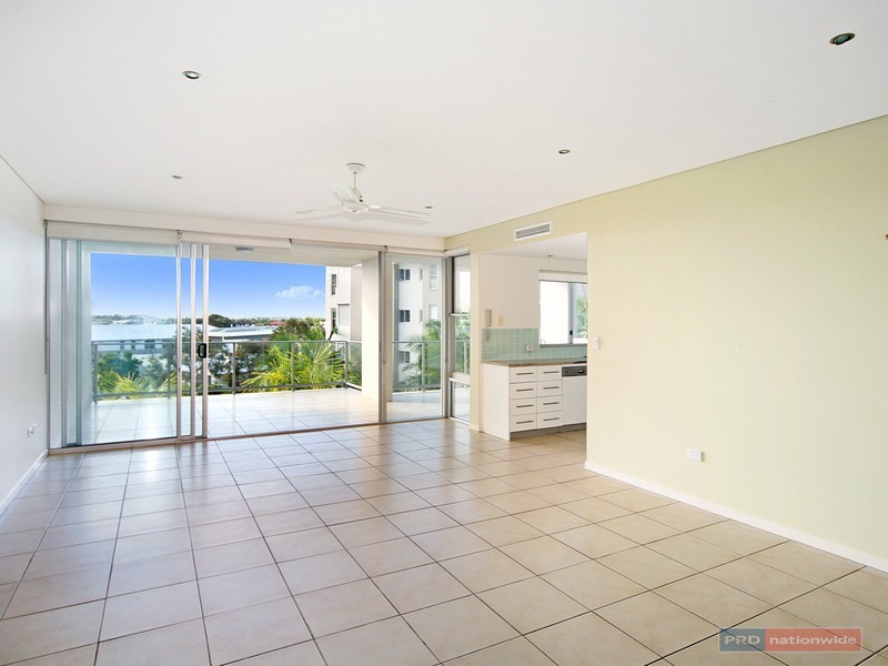 71/7 Grand Parade, Kawana Island QLD 4575