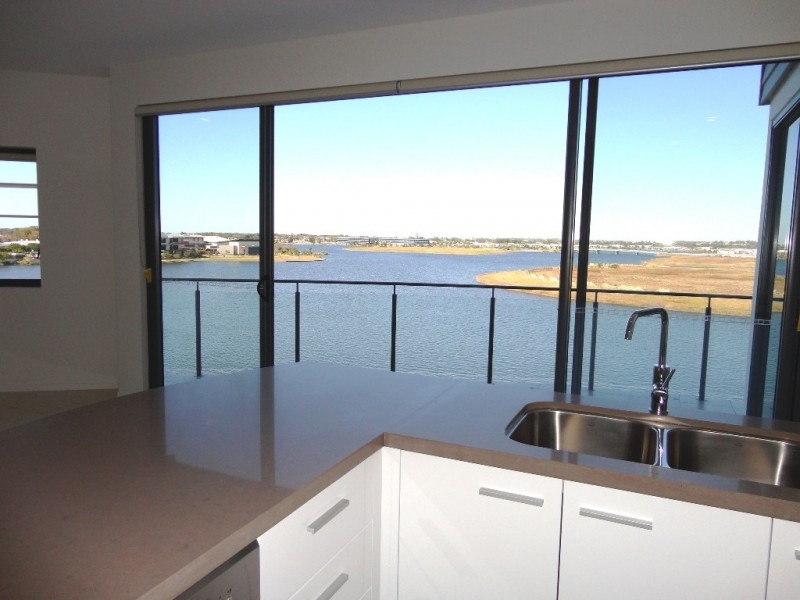 347/21 Innovation Parkway, Birtinya QLD 4575