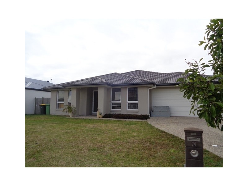 24 Lamatia Dr, Mountain Creek QLD 4557
