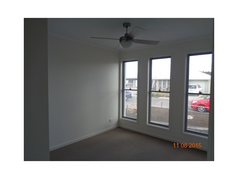 8 Teal Street, Caloundra West QLD 4551