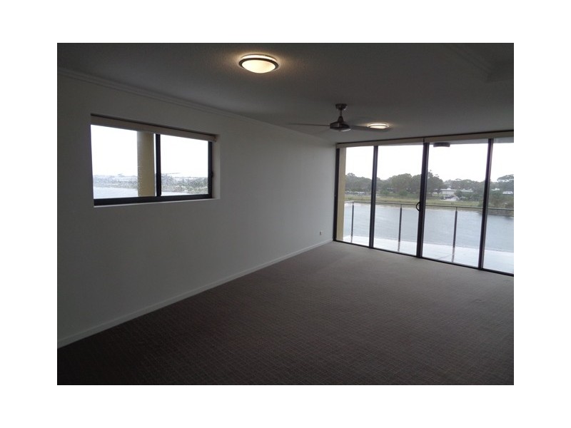226/21 Innovation Parkway, Birtinya QLD 4575