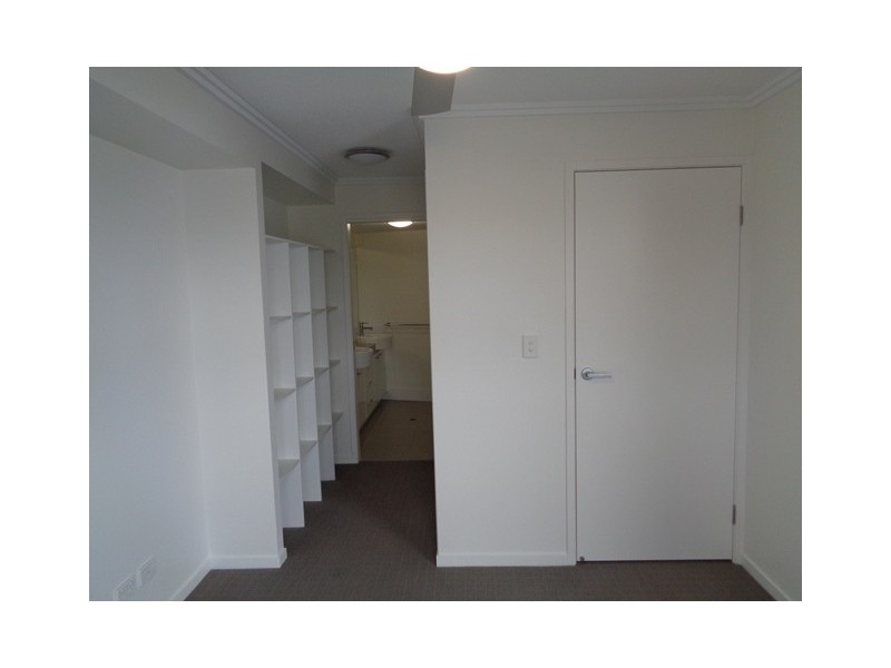 226/21 Innovation Parkway, Birtinya QLD 4575