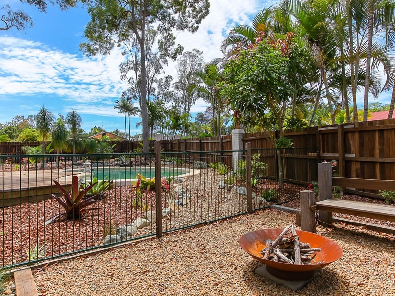 91 Karawatha Drive, Mountain Creek QLD 4557