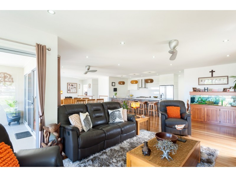 90 Dixon Road, Buderim QLD 4556