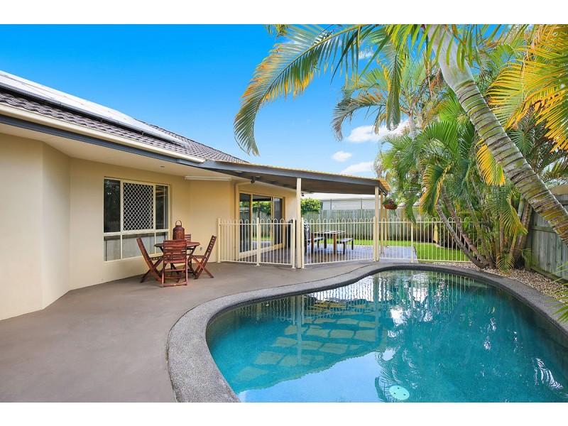 2 Fernleaf Court, Currimundi QLD 4551